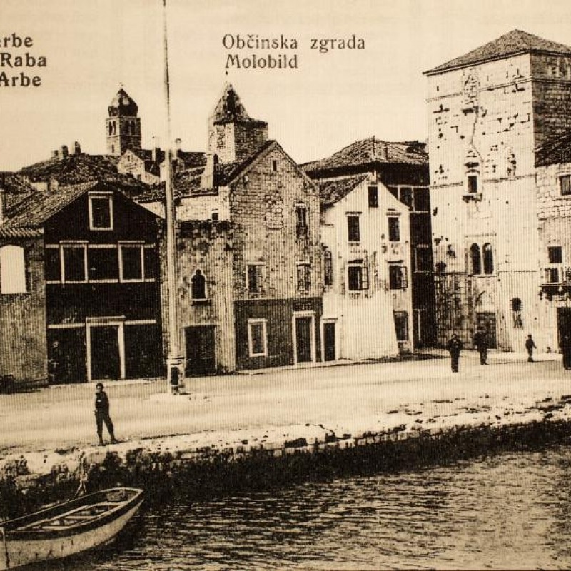 Trg Municipium Arba