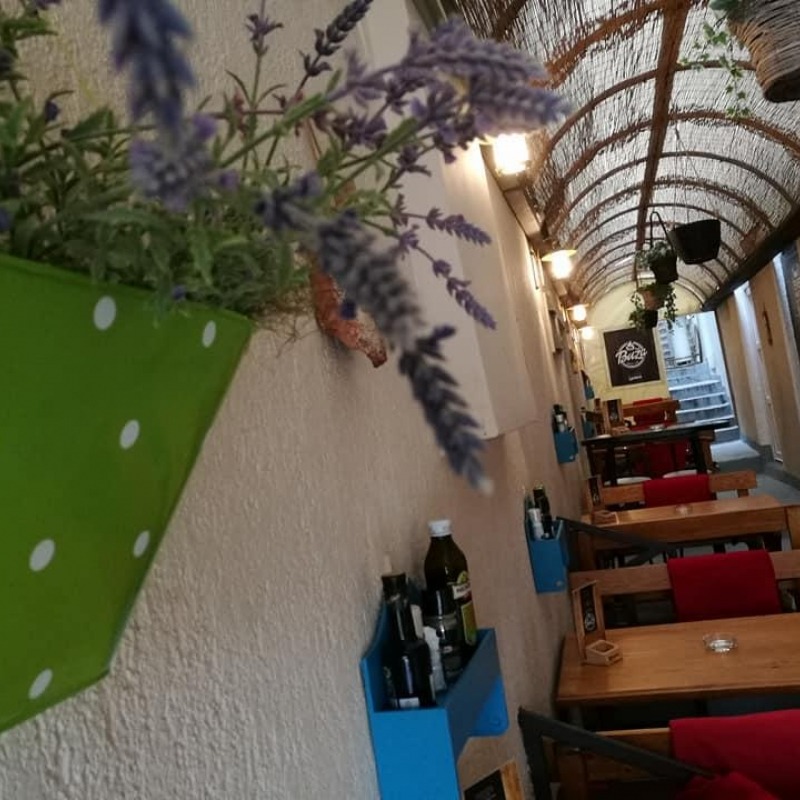 Buža caffe & food