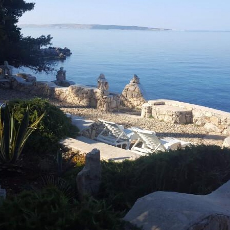 Smola Beach Chillout Bar