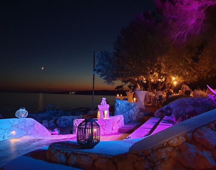 Smola Beach Chillout Bar